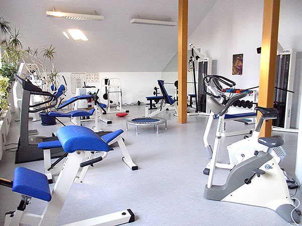 Trainingstherapie-Raum